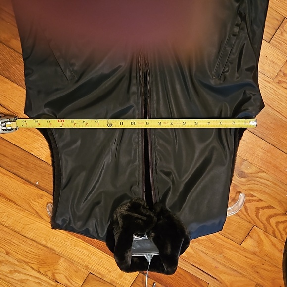 REVERSIBLE LADIES VEST - Picture 4 of 7